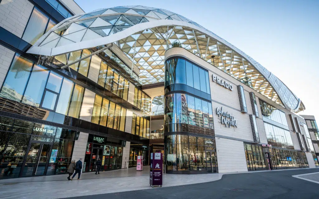 Shopping center in France