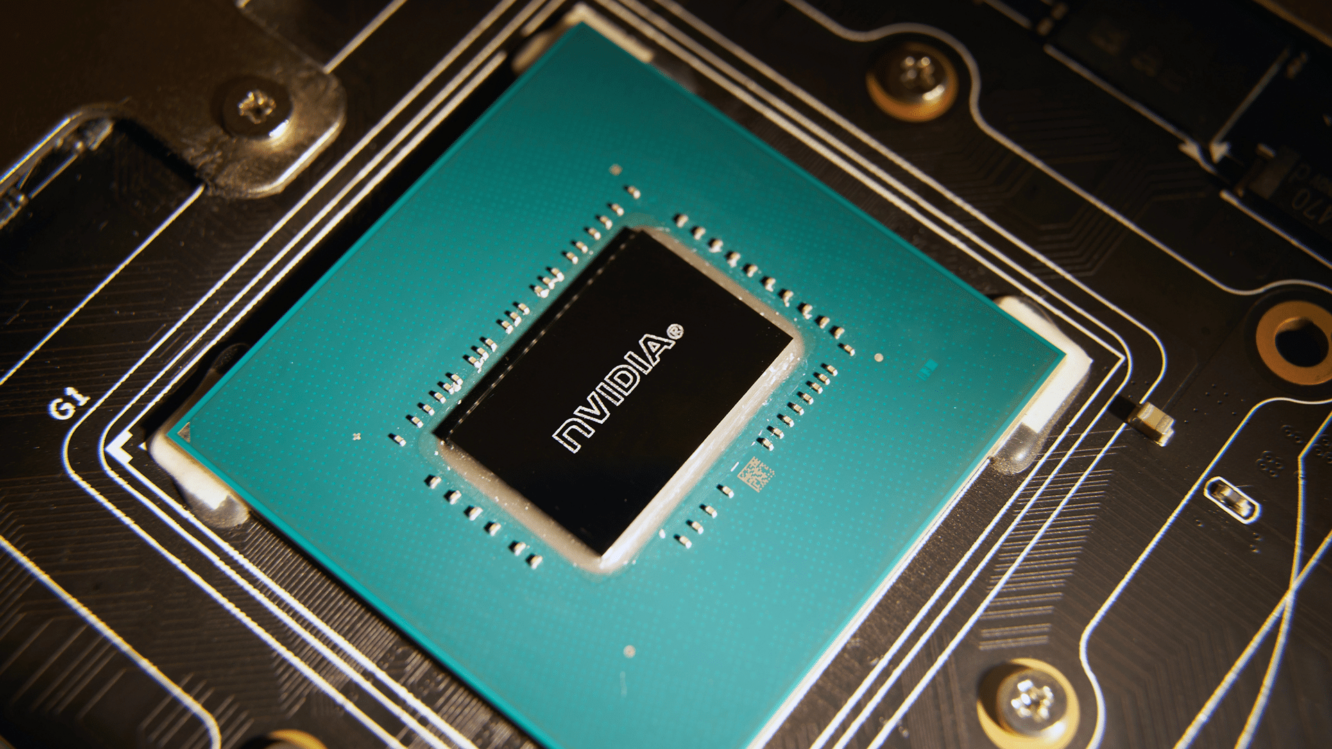 NVIDIA Q1 FY2027: Data Center Diversification, Blackwell Scale, CPU Upside