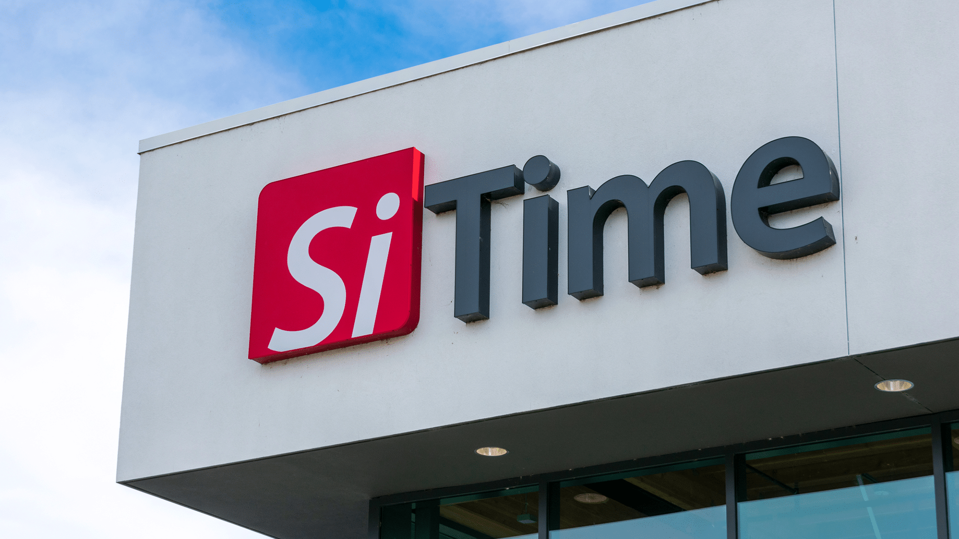 SiTime Q1 FY 2026: AI Inference Demand Drives Timing Content Expansion