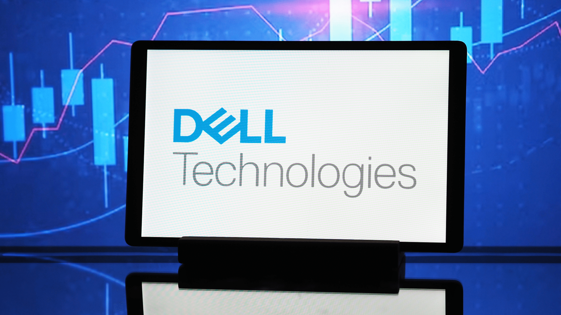 Dell Q1 FY 2027: AI Server Demand Drives Raised FY 2027 Outlook