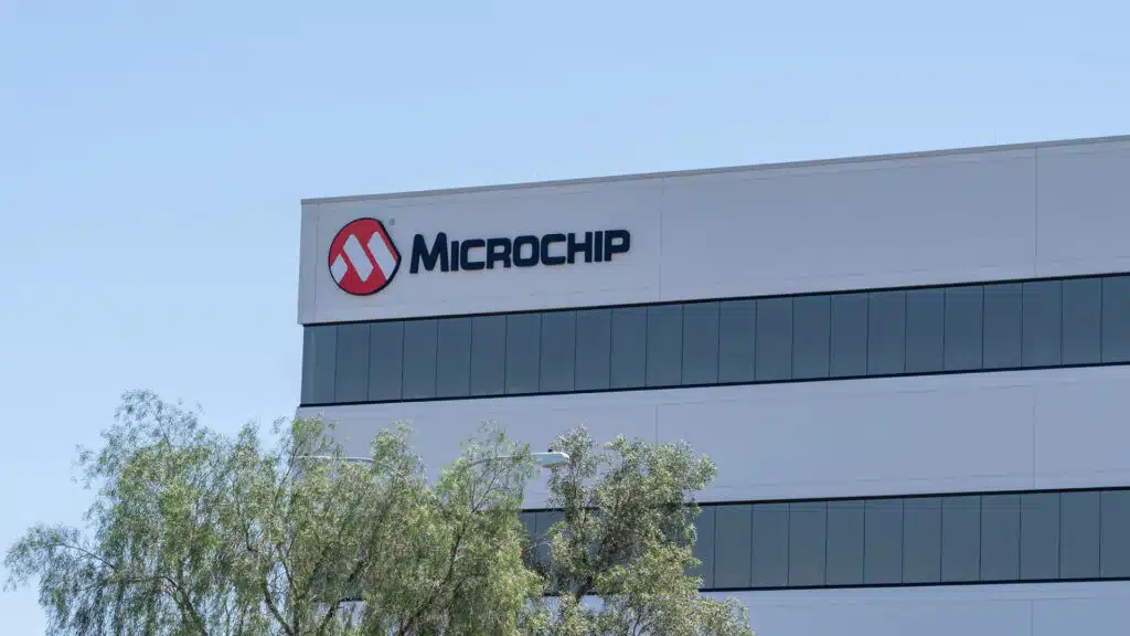 Microchip Q1 FY 2027 Earnings Beat as Data Center Exposure Nears $1 Billion